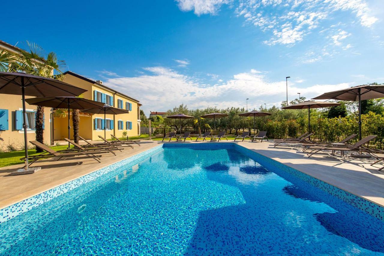 Olea Residence Πόρετς Εξωτερικό φωτογραφία