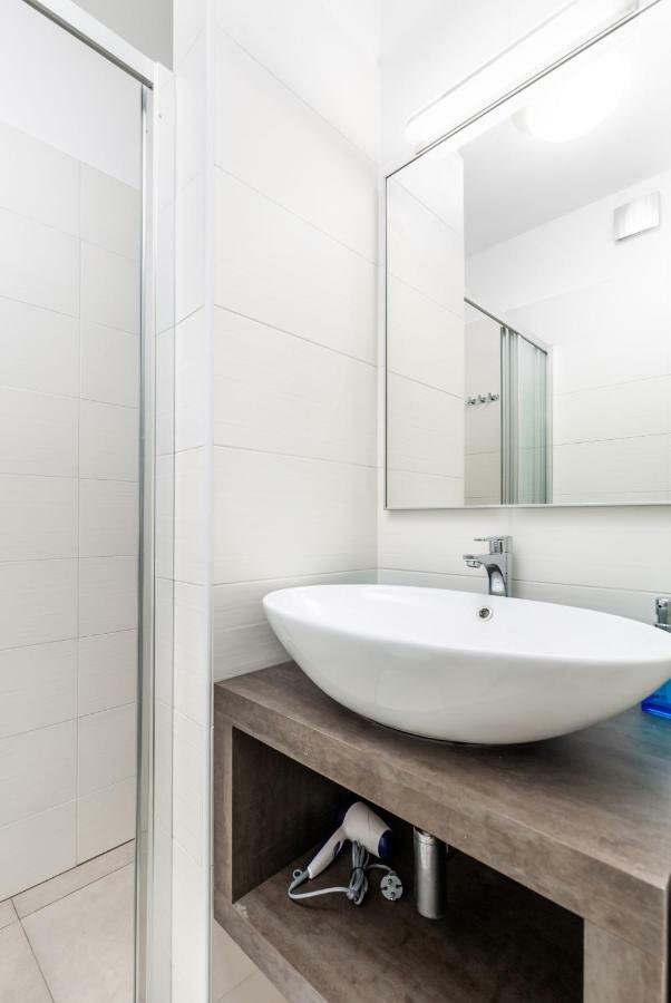 Olea Residence Πόρετς Εξωτερικό φωτογραφία